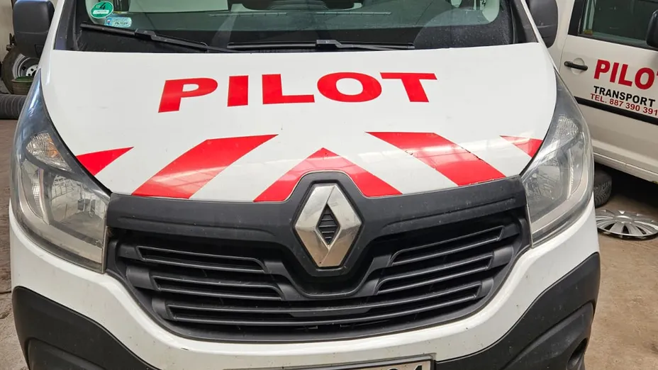 PEUGEOT Partner Van -