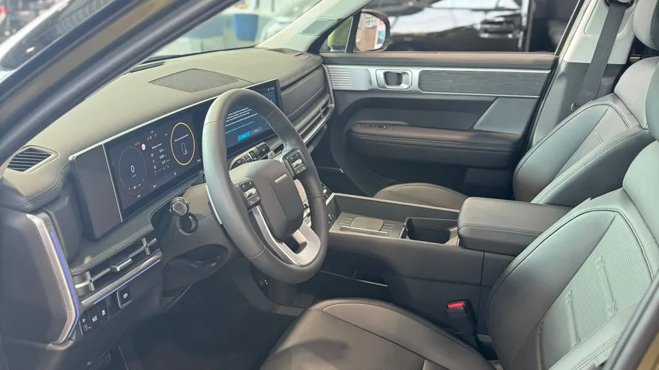 HYUNDAI Santa Fe Santa Fe 1.6 T-GDI HEV Executive aut Nowy