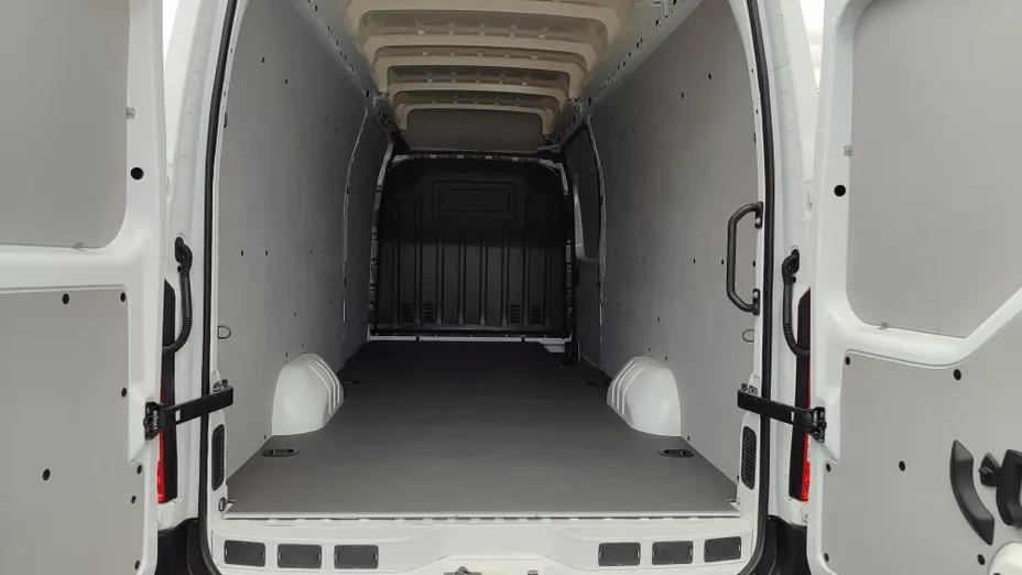 RENAULT Master Master dCi L4H3 RWD Pack Clim