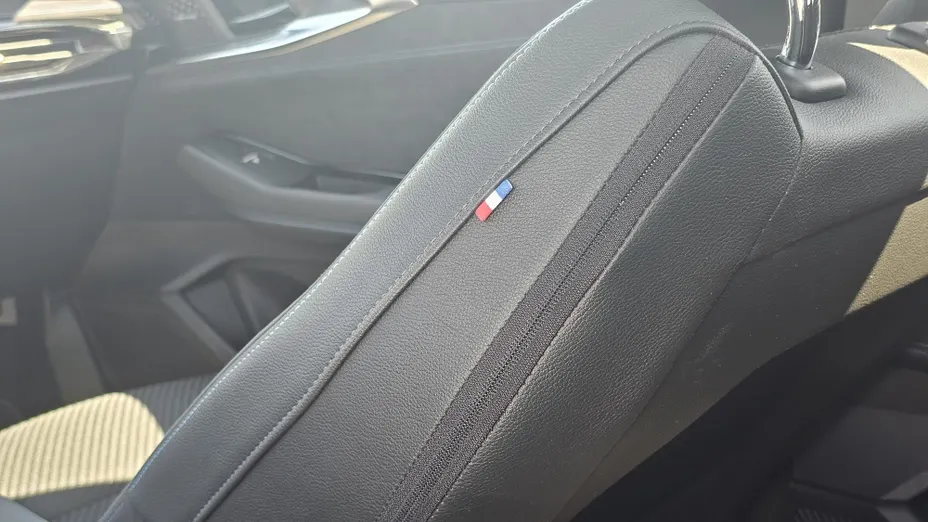 RENAULT Austral Austral 1.2 E-Tech Full Hybrid 200 Iconic esprit Alpine MMT