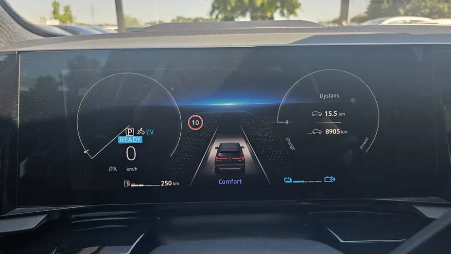 RENAULT Austral Austral 1.2 E-Tech Full Hybrid 200 Iconic esprit Alpine MMT