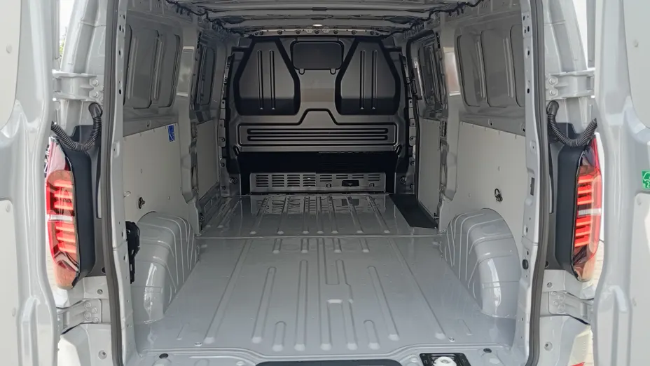 VOLKSWAGEN Transporter Transporter TDI L1H1 Nowy