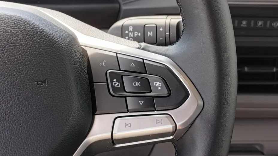 VOLKSWAGEN Transporter Transporter TDI L1H1 Nowy