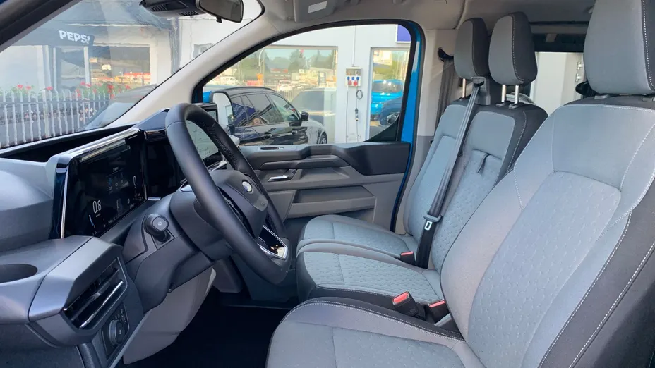 FORD Tourneo Custom Tourneo Custom 2.0 EcoBlue 320 L2 Titanium aut Nowy