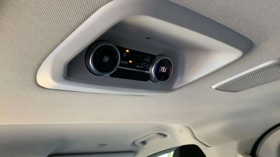 FORD Tourneo Custom Tourneo Custom 2.0 EcoBlue 320 L2 Titanium aut Nowy