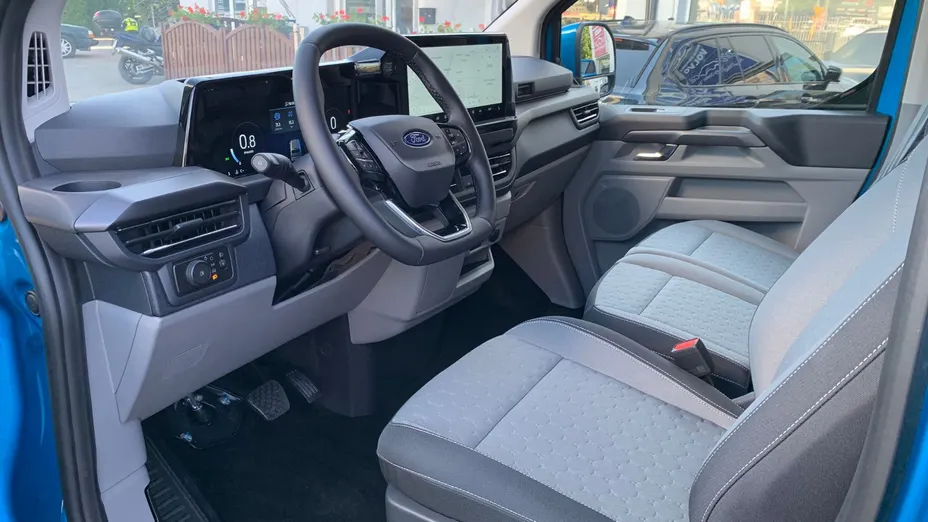 FORD Tourneo Custom Tourneo Custom 2.0 EcoBlue 320 L2 Titanium aut Nowy
