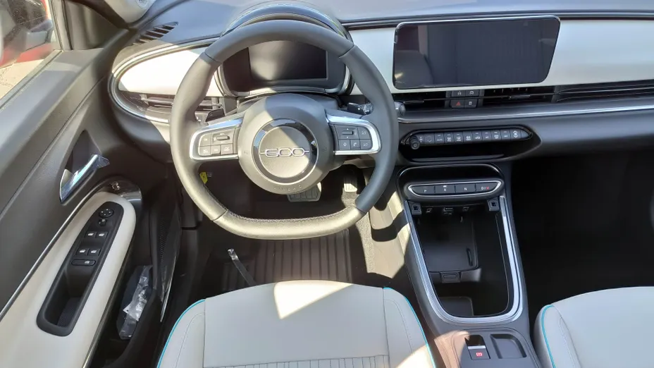 FIAT 600 600 1.2 Turbo Hybrid La Prima eDCT Nowy