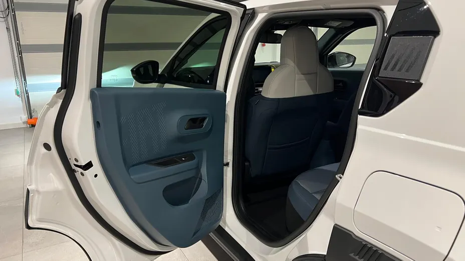 FIAT Grande Panda Grande Panda 1.2 mHEV La Prima eDCT Nowy