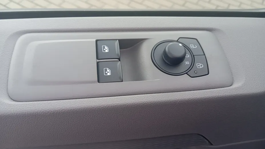 VOLKSWAGEN Transporter Transporter TDI L1H1 Nowy