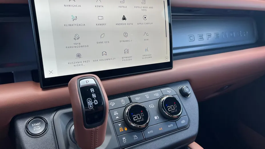 LAND ROVER Defender Defender 110 4.4 P635 V8 mHEV Octa