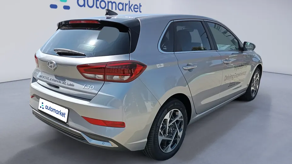 HYUNDAI i30 i30 1.0 T-GDI Smart