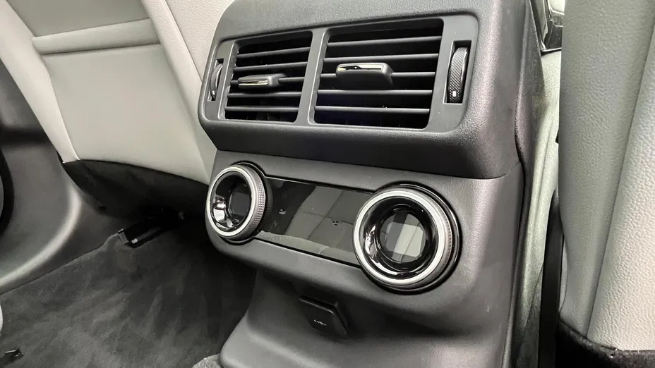 LAND ROVER Range Rover Velar Velar 2.0 D200 mHEV Dynamic SE Nowy