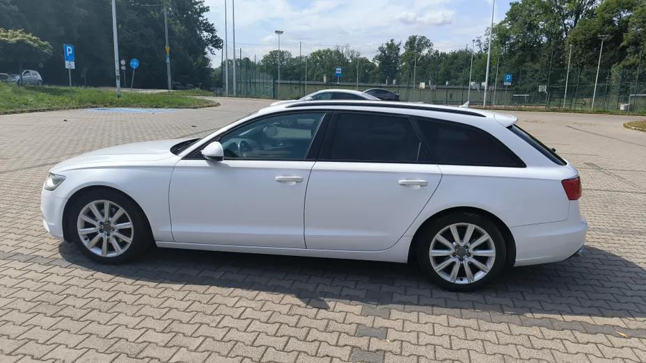 AUDI A6 Avant -