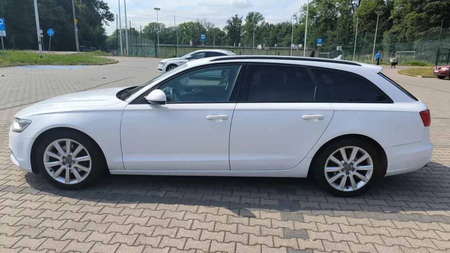 AUDI A6 Avant -