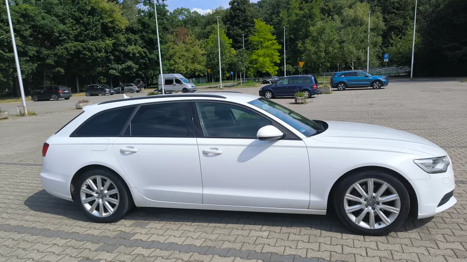 AUDI A6 Avant -