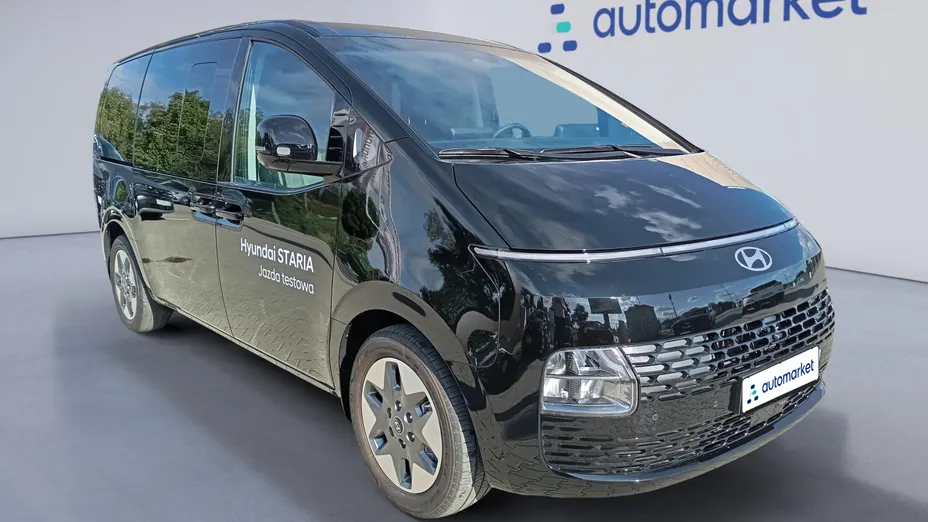 HYUNDAI Staria Staria 1.6 T-GDI HEV Smart VIP aut