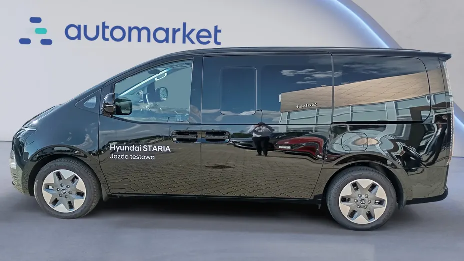 HYUNDAI Staria Staria 1.6 T-GDI HEV Smart VIP aut