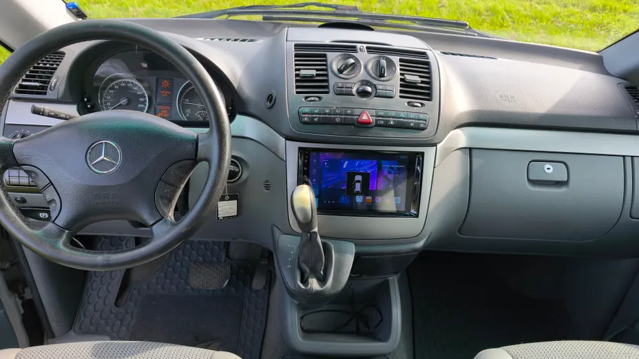 MERCEDES-BENZ Viano -