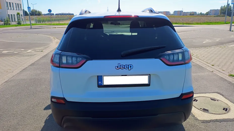JEEP Cherokee -