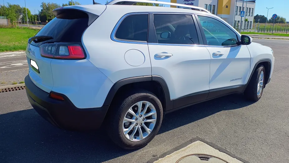 JEEP Cherokee -