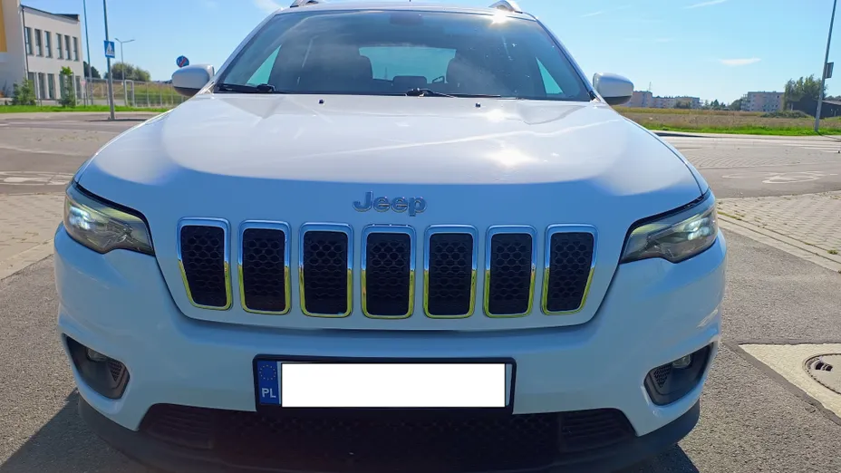JEEP Cherokee -