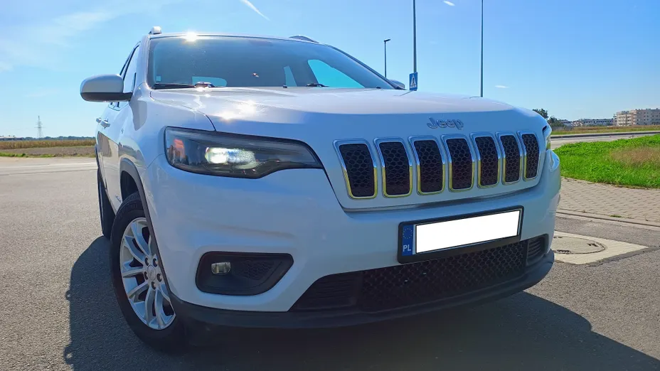 JEEP Cherokee -