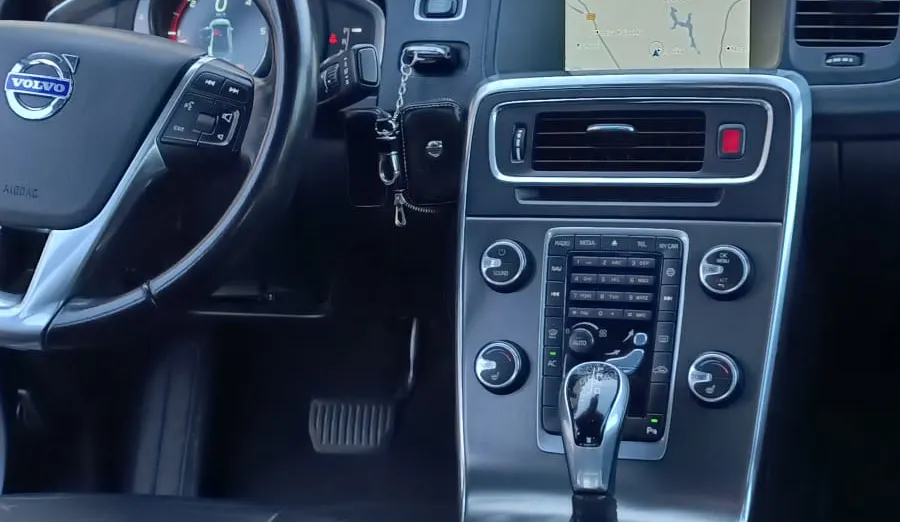 VOLVO S60 S60 2.0T Momentum