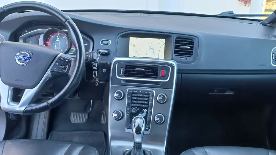 VOLVO S60 S60 2.0T Momentum