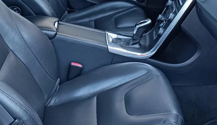 VOLVO S60 S60 2.0T Momentum