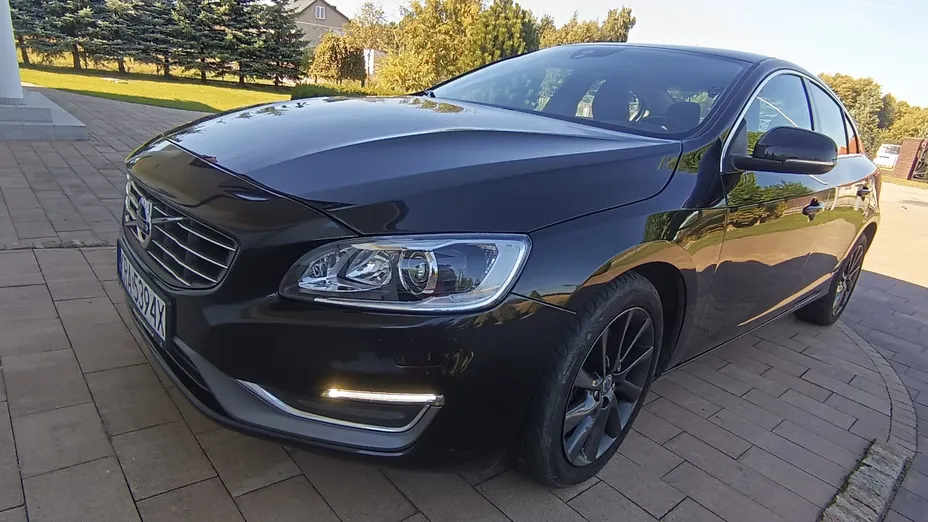 VOLVO S60 S60 2.0T Momentum