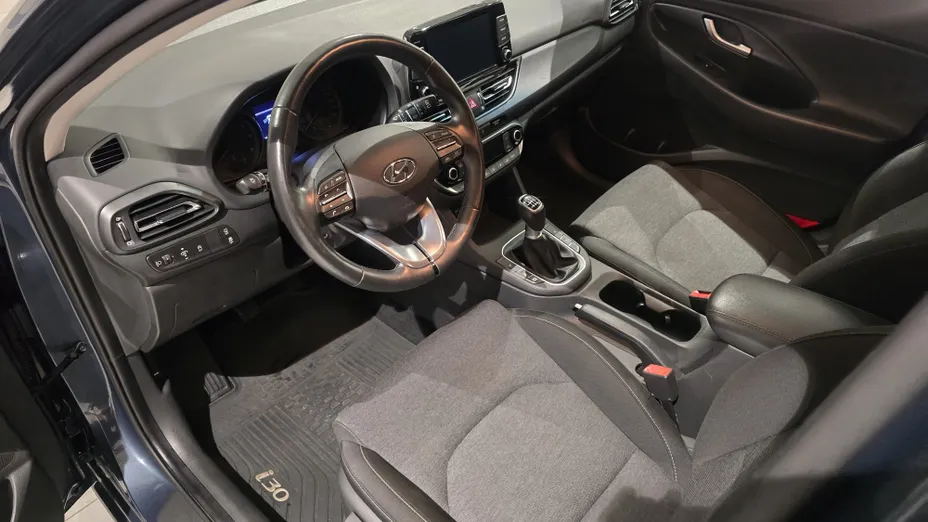 HYUNDAI i30 i30 1.5 T-GDI 48V Smart