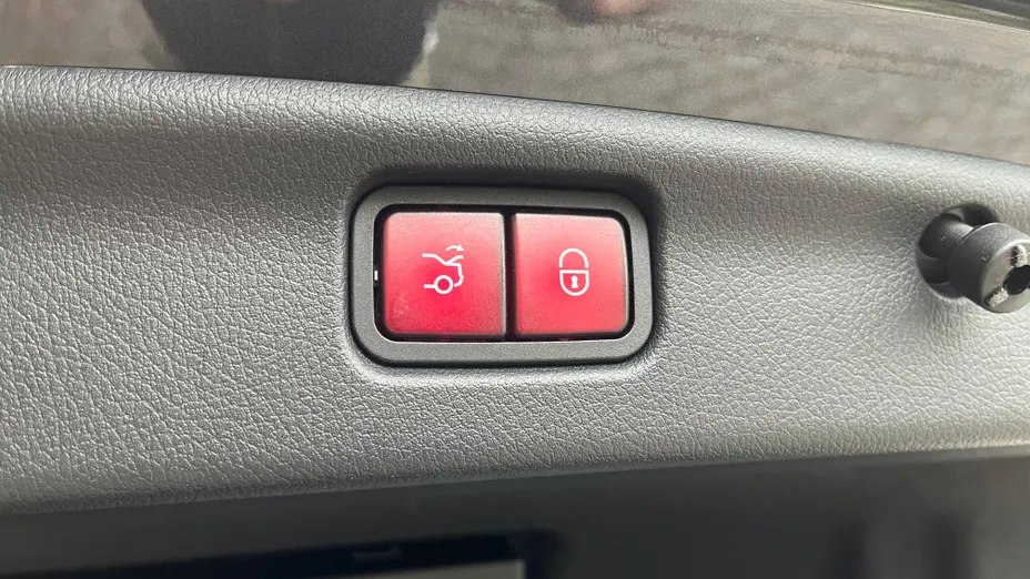 MERCEDES-BENZ C Klasa C 200 4MATIC 9G-TRONIC