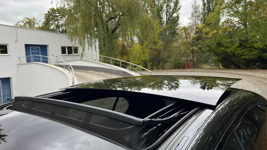 MERCEDES-BENZ C Klasa C 200 4MATIC 9G-TRONIC