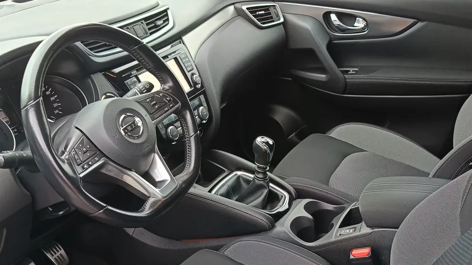 NISSAN Qashqai Qashqai 1.6 DIG-T N-Connecta