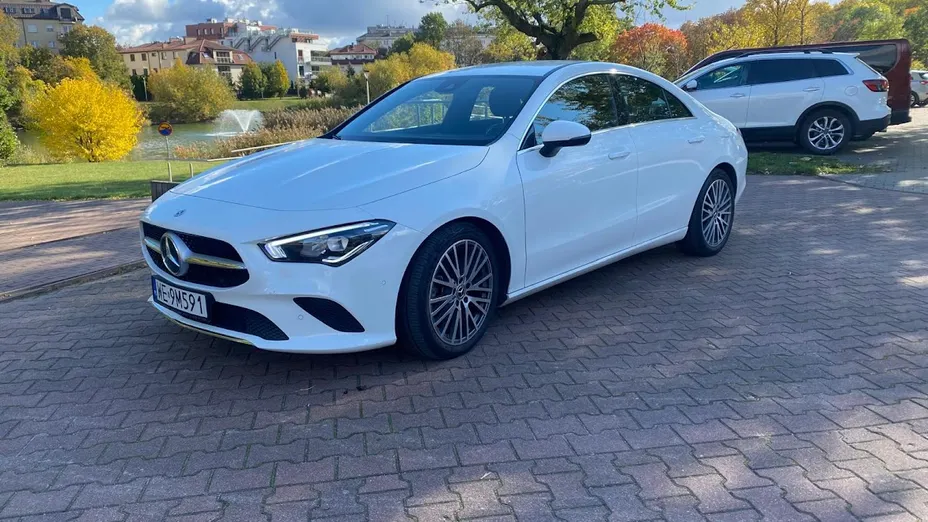 MERCEDES-BENZ CLA CLA 180 7G-DCT AMG Line