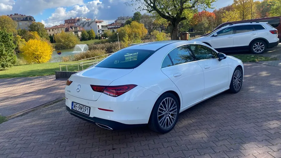MERCEDES-BENZ CLA CLA 180 7G-DCT AMG Line