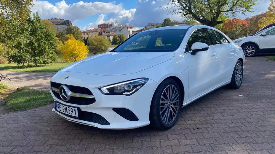 MERCEDES-BENZ CLA CLA 180 7G-DCT AMG Line