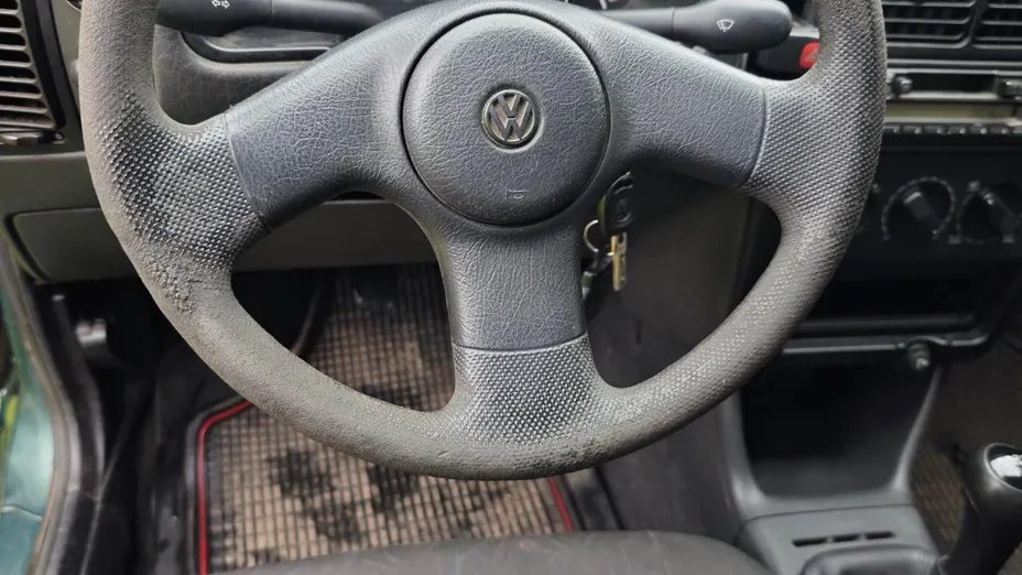 VOLKSWAGEN Polo Polo 1.4 Basis