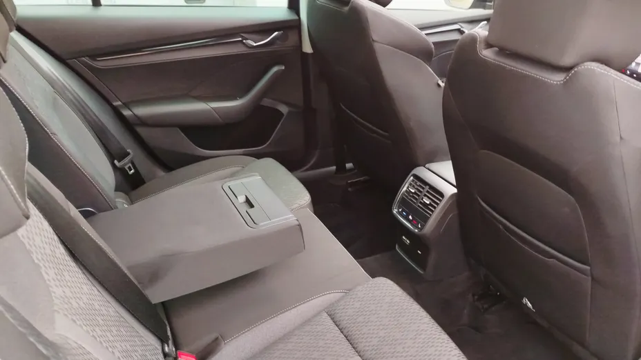 SKODA Octavia Octavia 2.0 TDI Ambition DSG