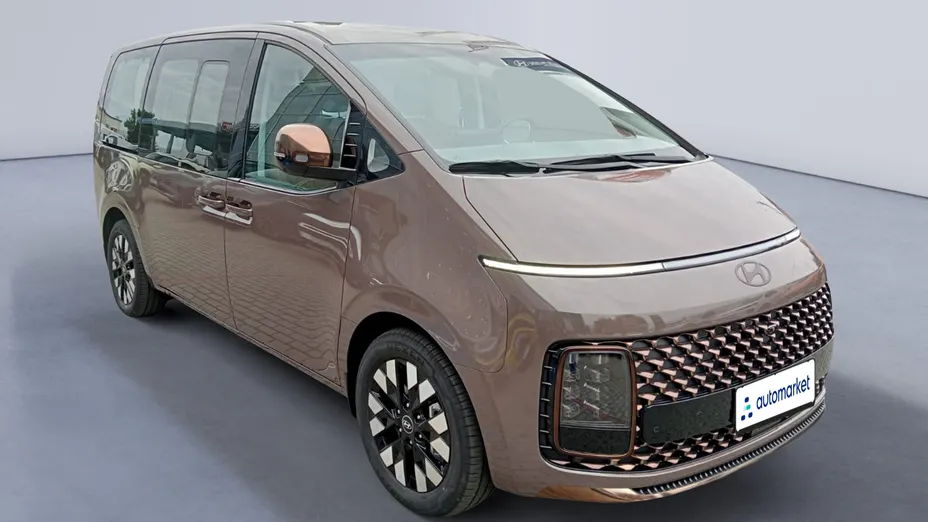 HYUNDAI Staria Staria 1.6 T-GDI HEV Luxury aut Nowy