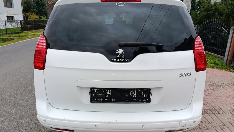 PEUGEOT 5008 5008 1.6 BlueHDi Active