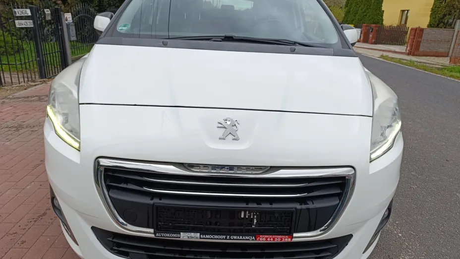 PEUGEOT 5008 5008 1.6 BlueHDi Active