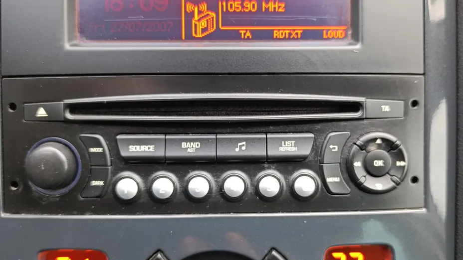 PEUGEOT 5008 5008 1.6 BlueHDi Active