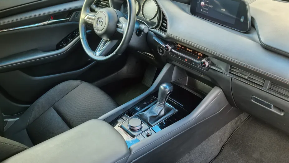 MAZDA 3 3 2.0 Skyenergy