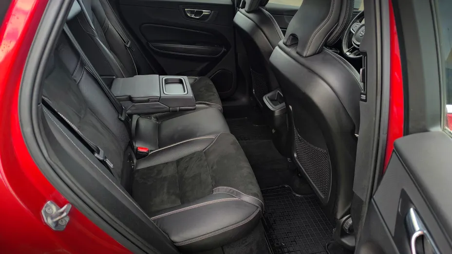 VOLVO XC60 XC60 D3 R-Design