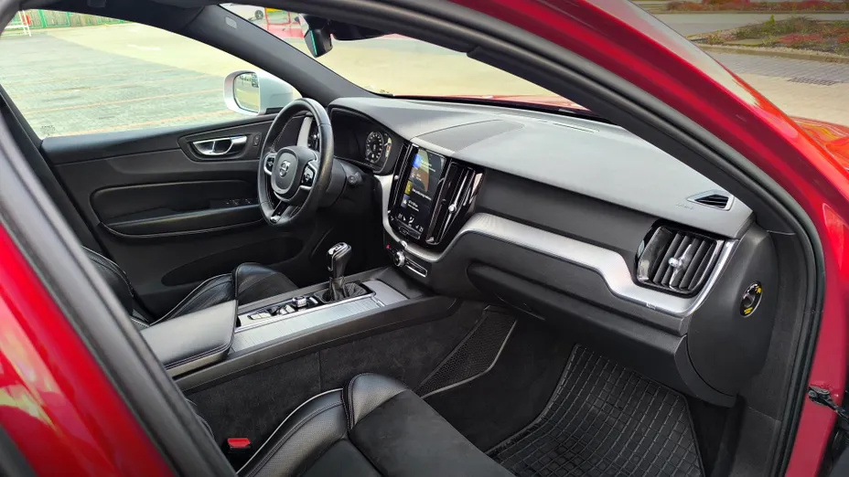 VOLVO XC60 XC60 D3 R-Design