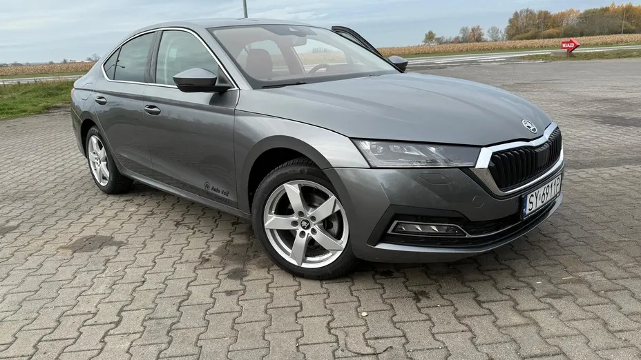 SKODA Octavia -