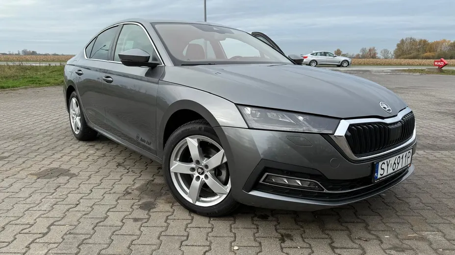 SKODA Octavia -