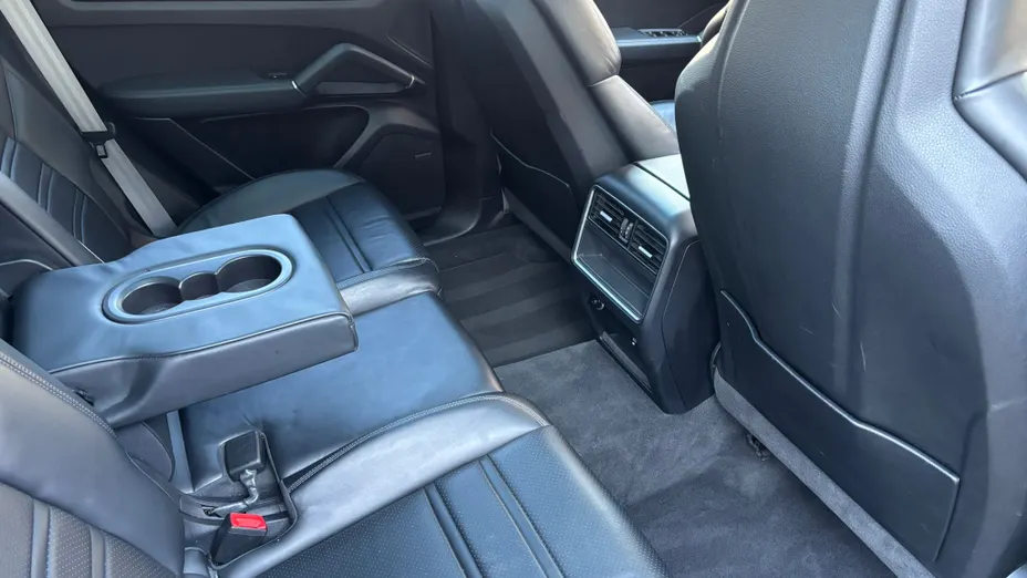 PORSCHE Cayenne Cayenne Platinum Edition