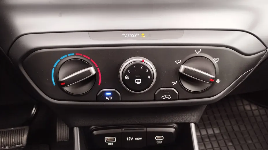 HYUNDAI i20 i20 1.0 T-GDi Modern DCT